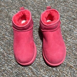UGG Women's Winter Boots in Pink